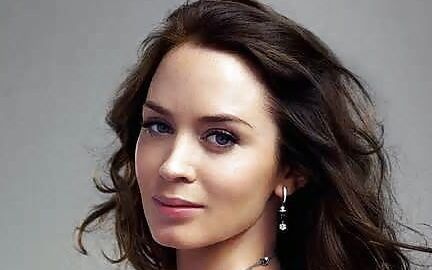 Celebrity Hot - Emily Blunt