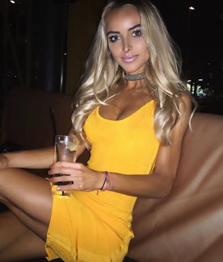 dumb slutwife chiara