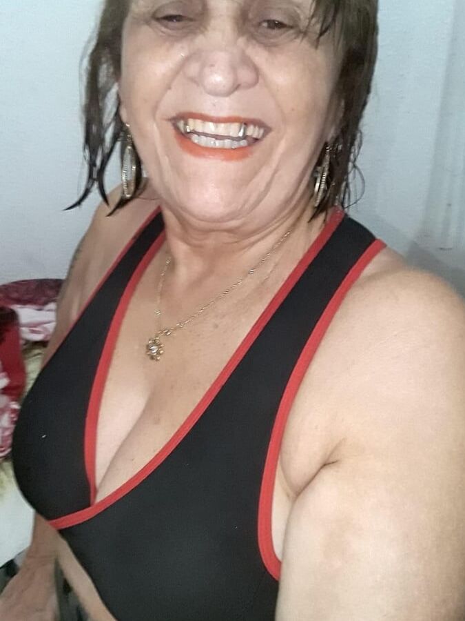 Cleia Costa ...Faceb