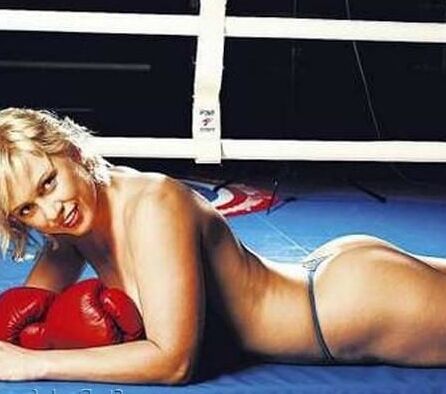 Natascha Ragosina BOXING