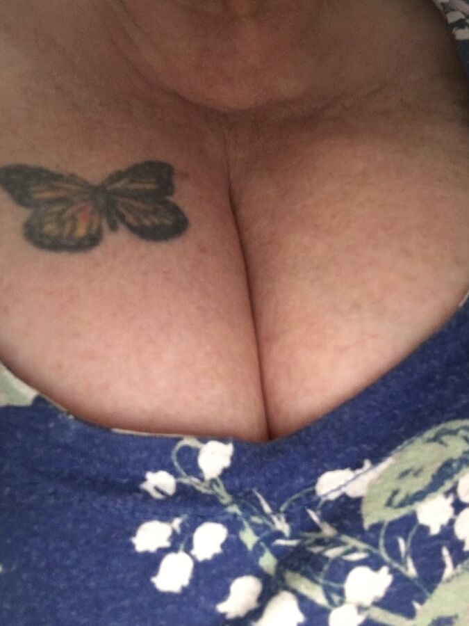 A new big tit granny to chase