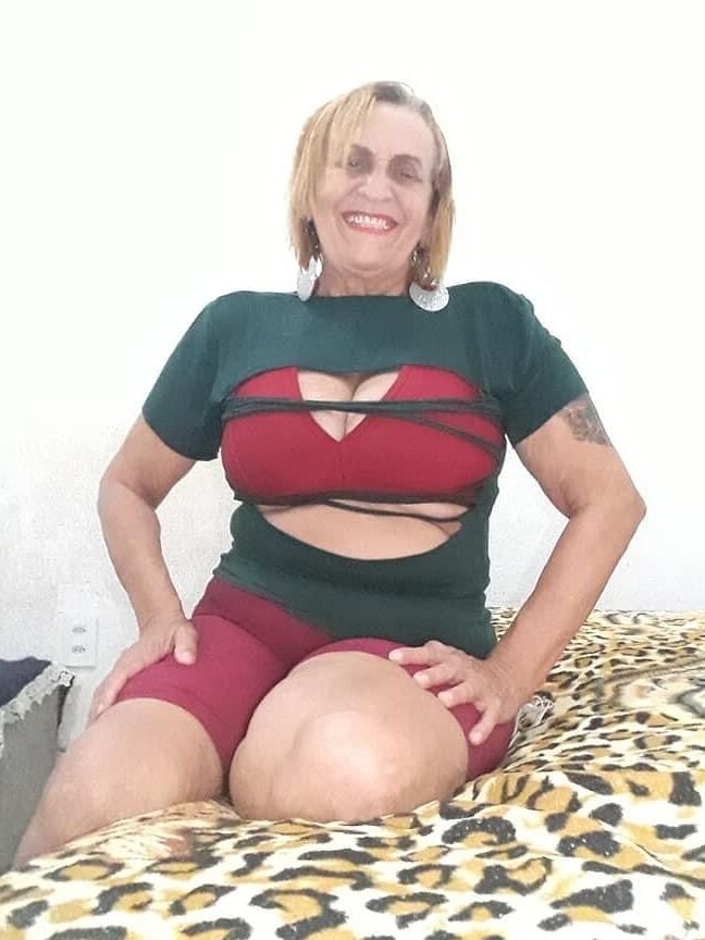 Cleia Costa ...Faceb