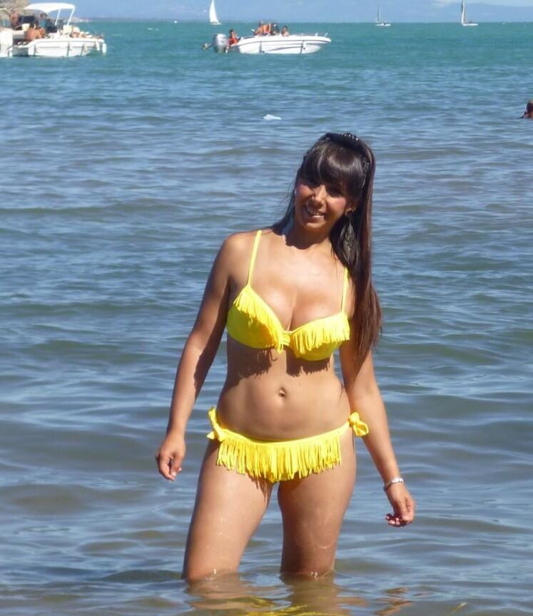 italian milf beach