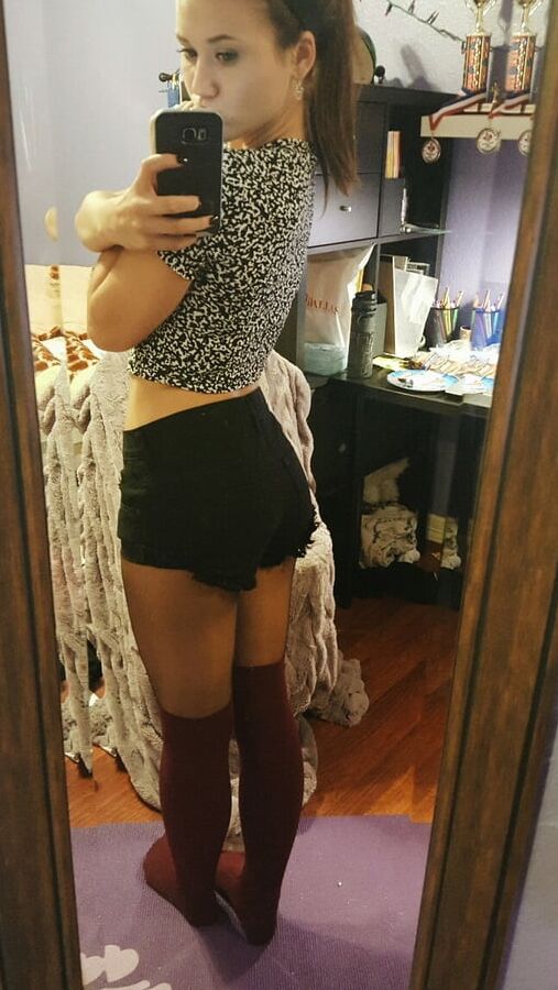 Pantyhosed Selfies