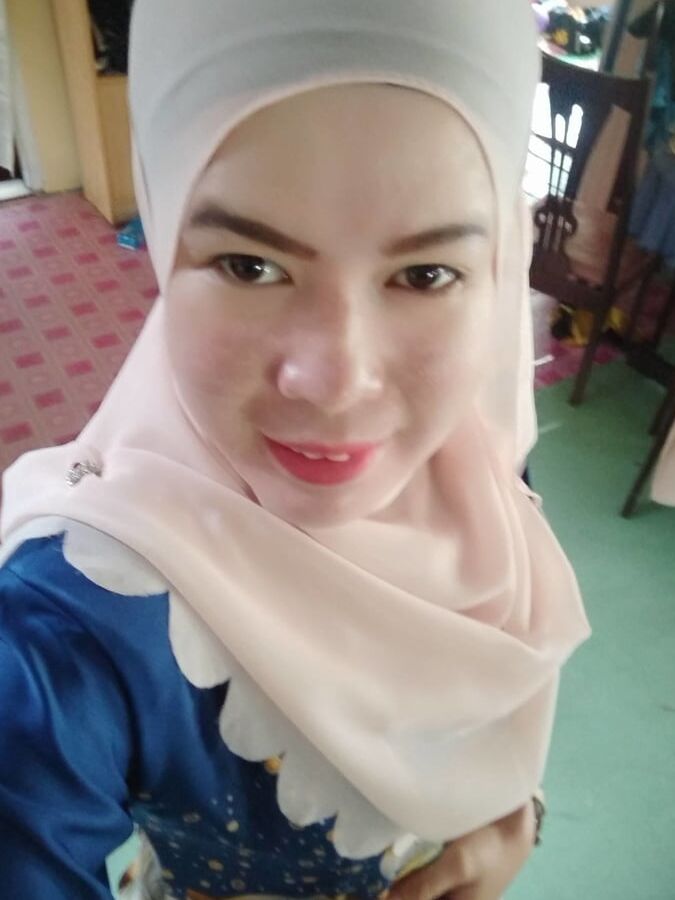 Suriati Ismail - MILF Melayu Legend (PREVIEW )