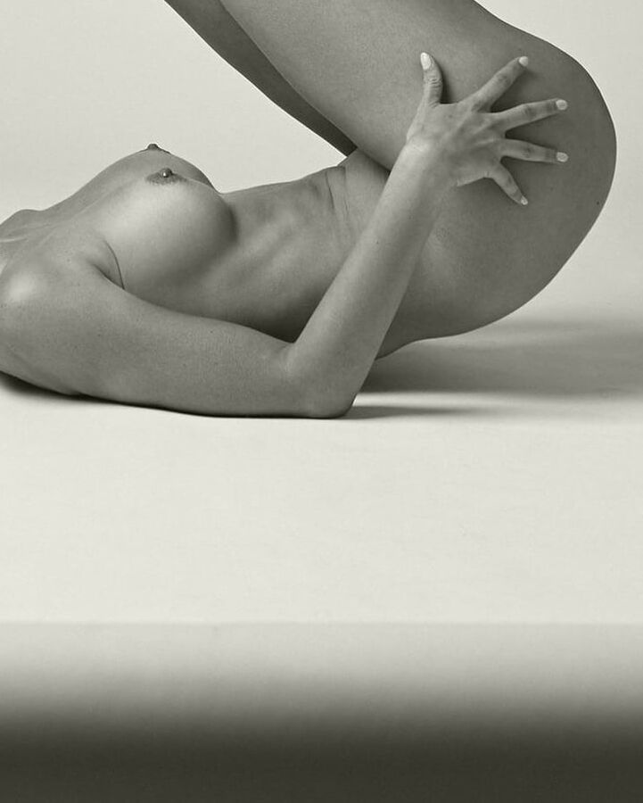 Gigi Paris posing nude jan