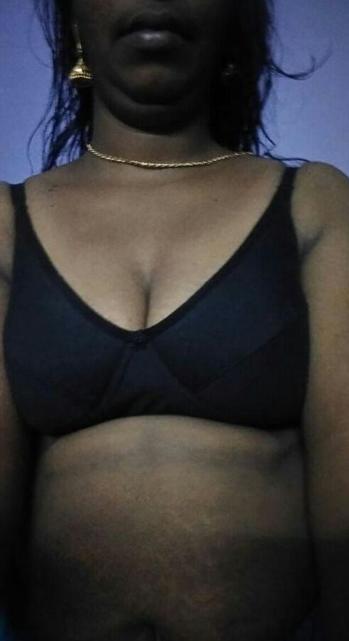 My friend mallu shobhana aunty