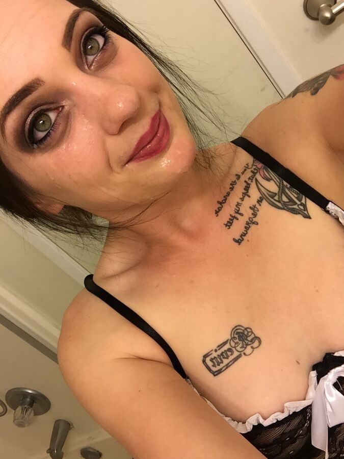 Tattooed emo cumslut girlfriend exposed