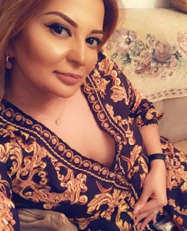 Beautiful sexy milfs -