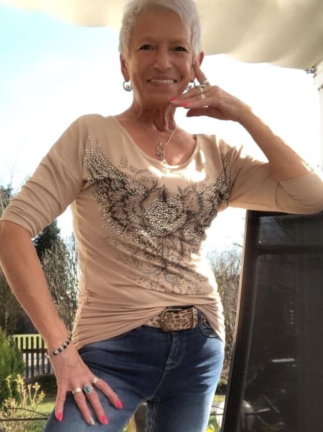 Bitte melde dich...