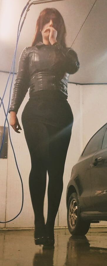 Turkish Dutch sissy car wash