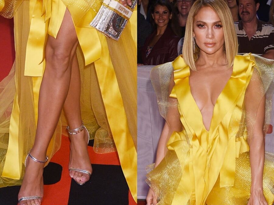 Jennifer Lopez sexy legs feet and highheels
