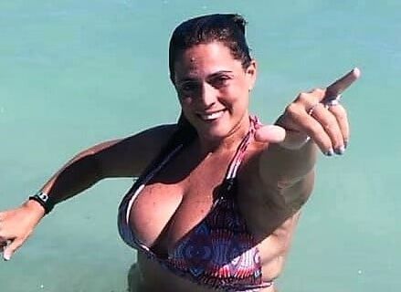 SOME HOT MATURE WOMENS WHO PAID ME TO FUCK HER