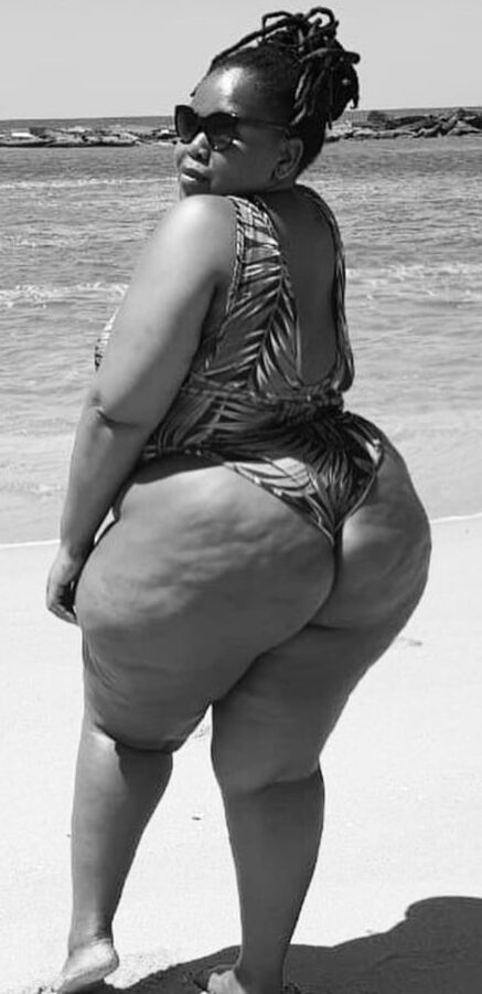Chunky hip mega booty pear bbw queen sdudla