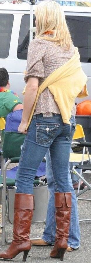Milfs &amp; Gilfs - Boots and Jeans