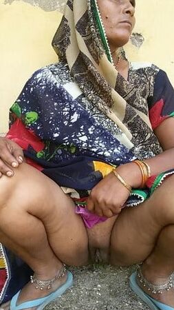 Desi villager randi