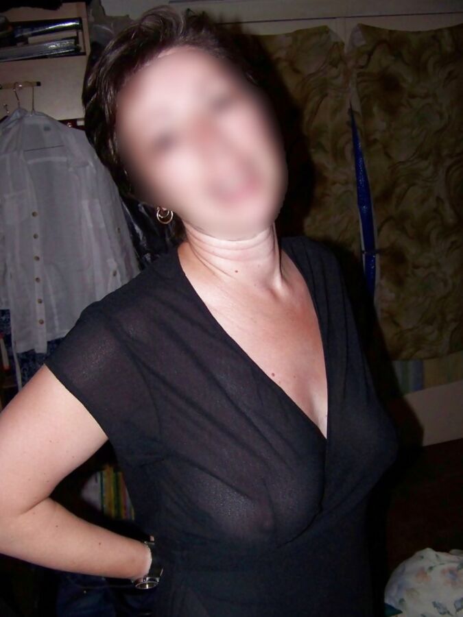 Amateur MILF Alexandra with hot great legs