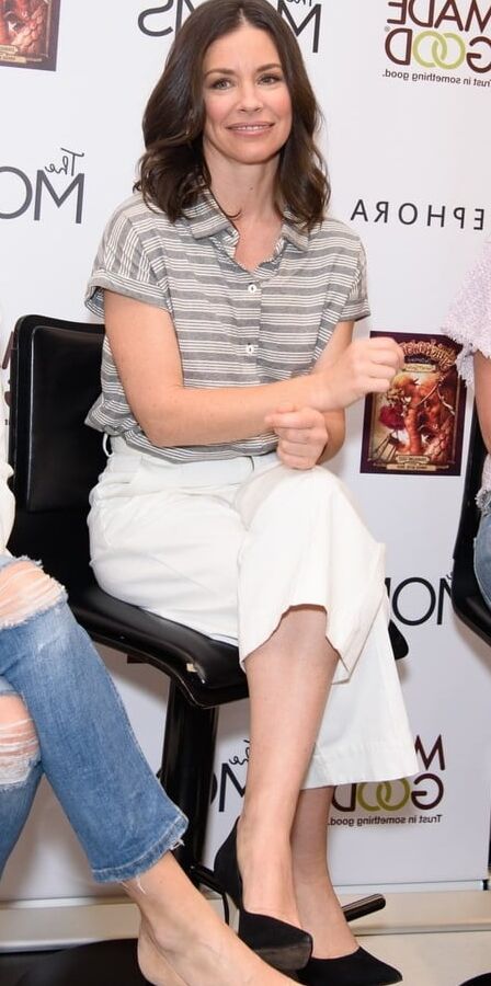 Beautiful Evangeline Lilly