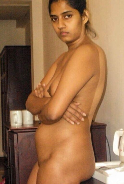 Full nude lady