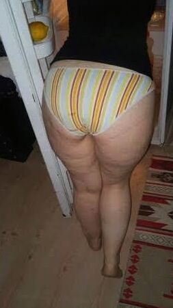 青い目をした汚れた王女