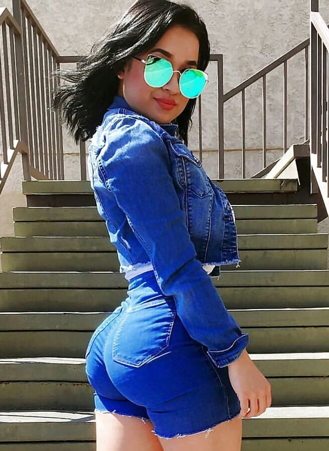 Thickness in jeans