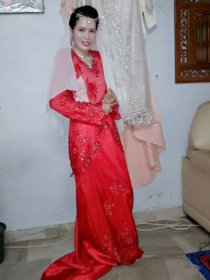 Suriati Ismail - MILF Melayu Legend (PREVIEW )