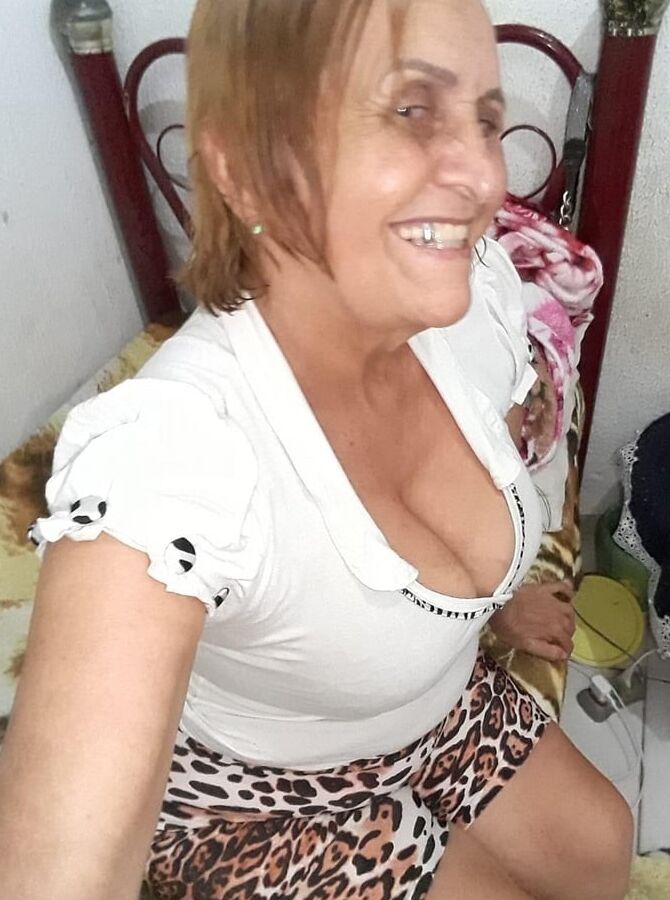 Cleia Costa ...Faceb