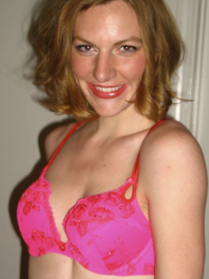 Exhib Milf