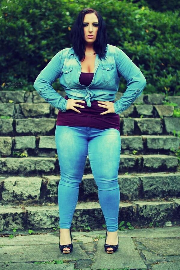 BBW DRESSED