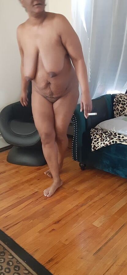 BLACK MOM SAYS FUCK QUARANTINE