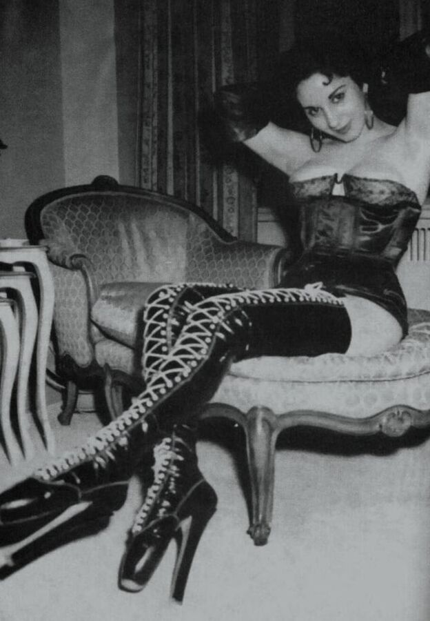 Vintage Femdom