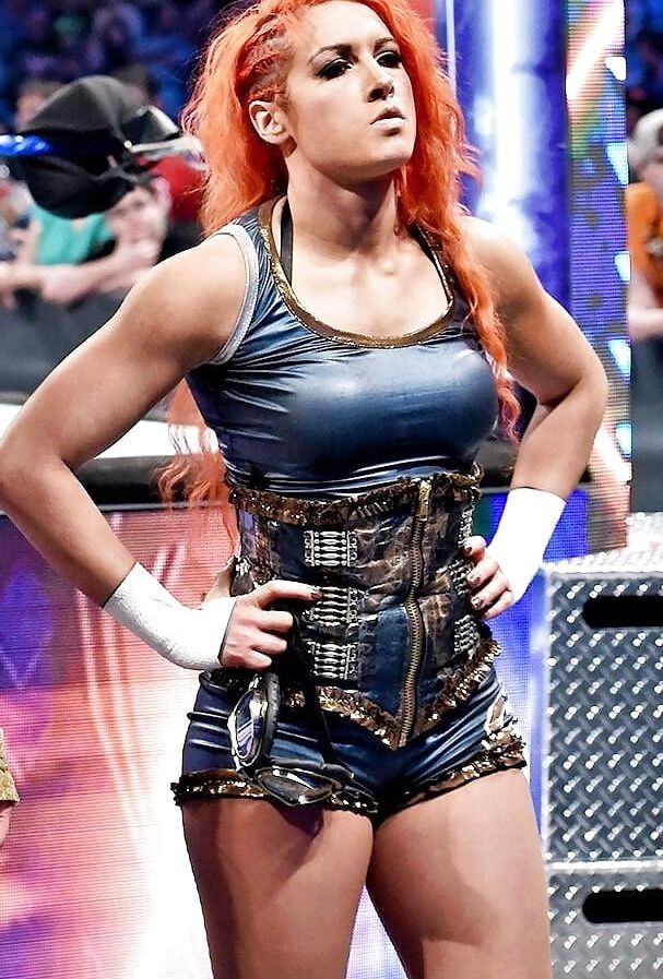 BECKY LYNCH WWE Diva&;s