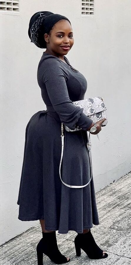 Black Moms and Aunts Anal Ready