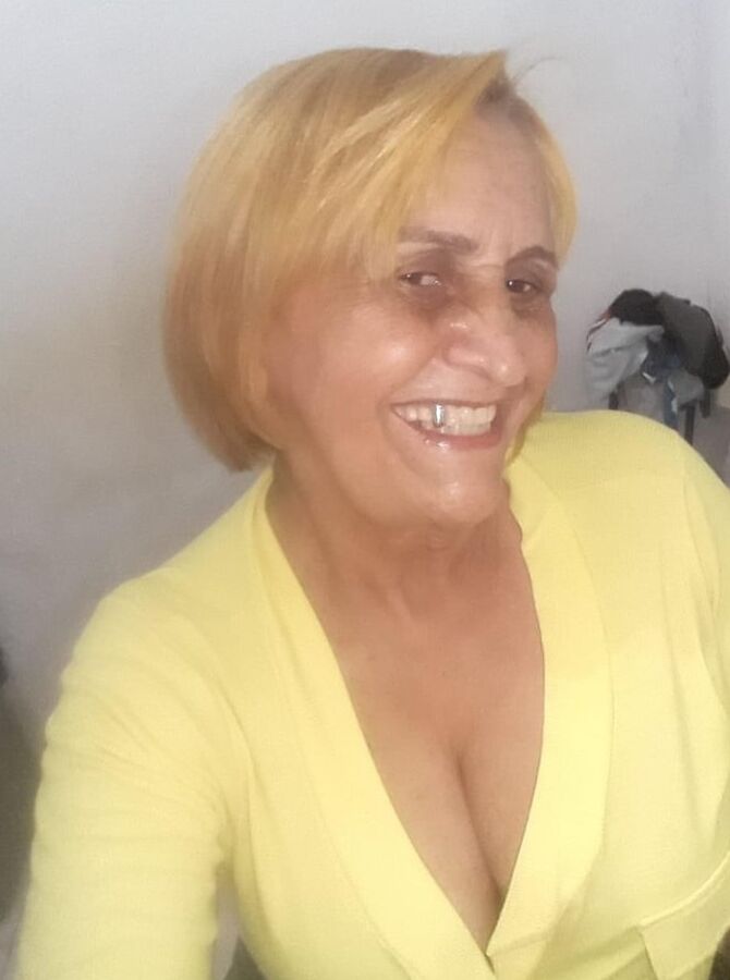 Cleia Costa ...Faceb