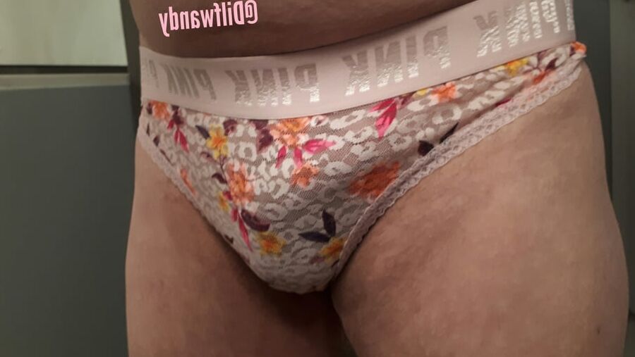 VS Pink