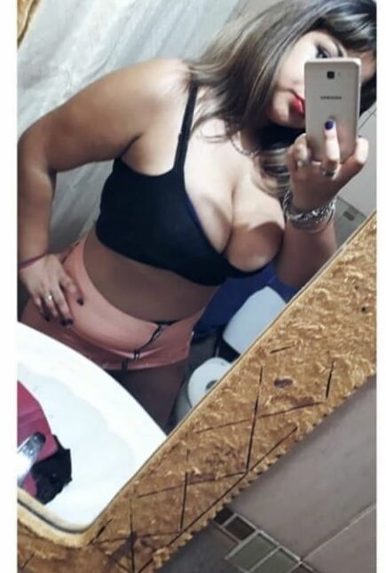 salope gros seins en manque de bite