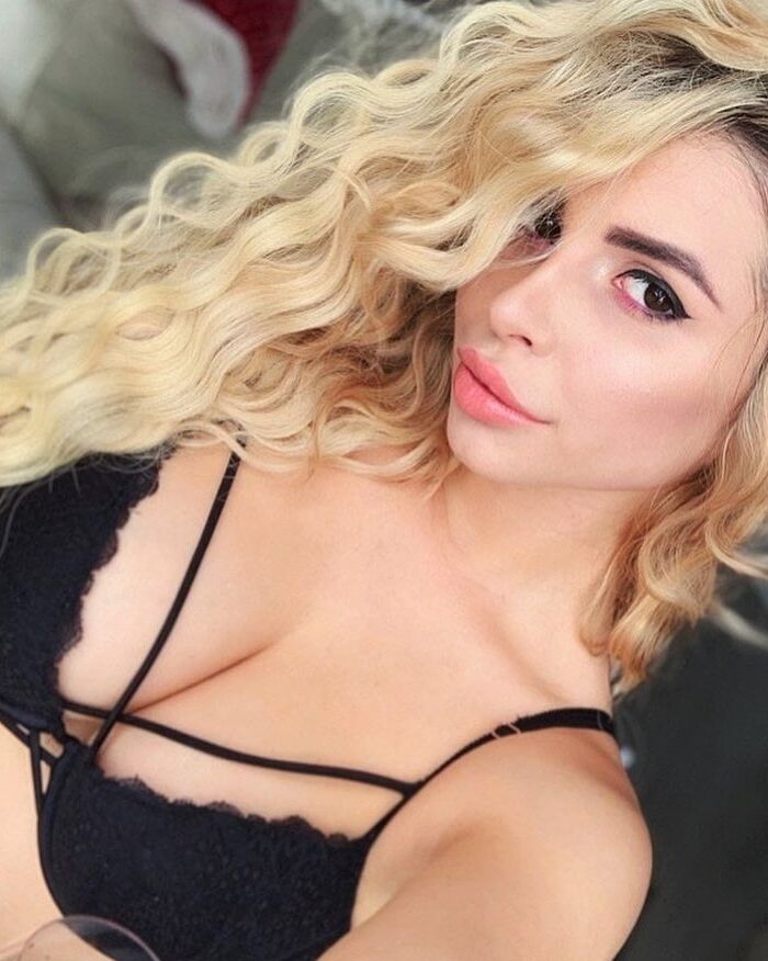 Sexy Russian Alisa Megastar