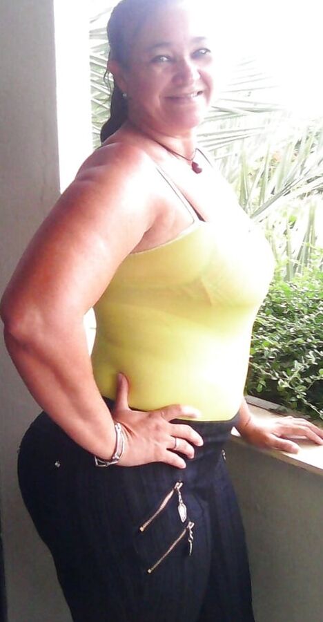 MADURAS LATINAS
