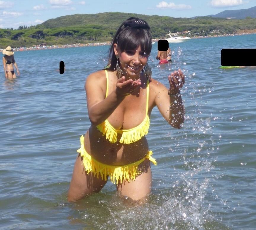 italian milf beach