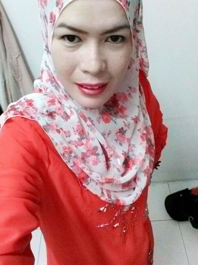 Suriati Ismail - MILF Melayu Legend (PREVIEW )