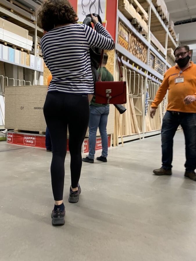 I like her hot ass