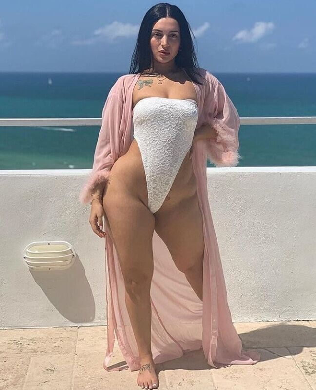 ebony . bbw and Arabic women