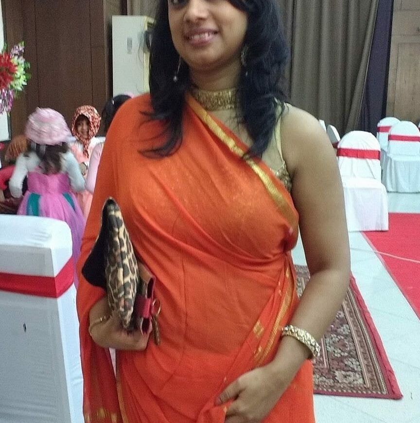 FOR BENGALI LOVERS NON NUDE