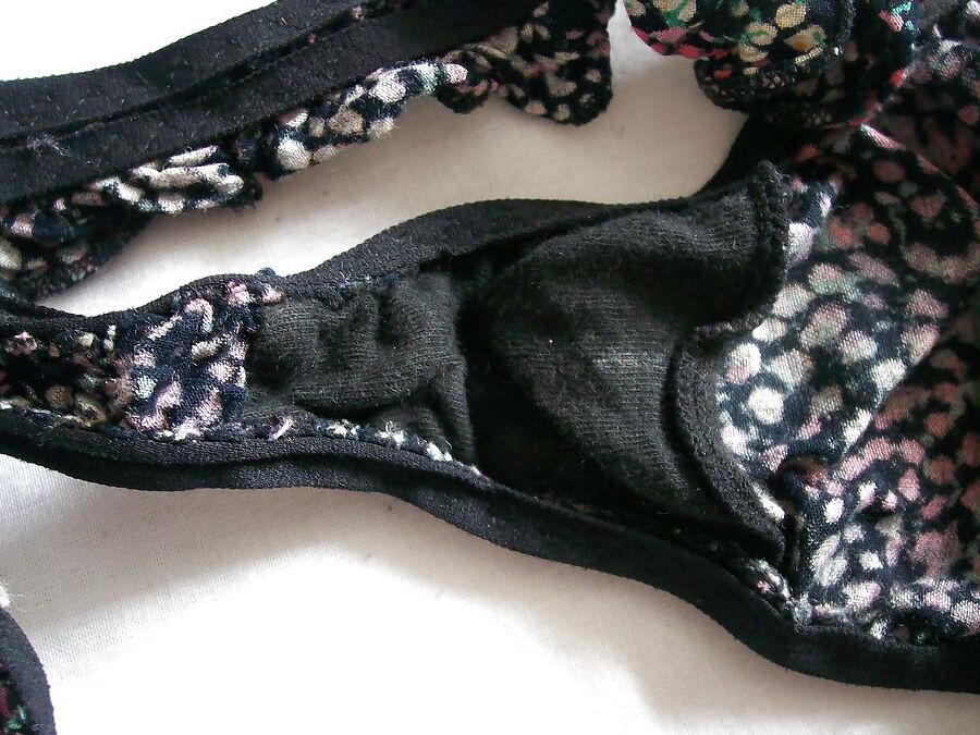 Dirty string