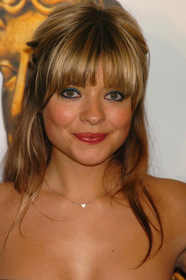 Lockdown Distraction - Holly Willoughby
