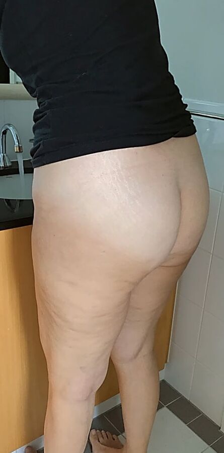 THE EVER CHANGING BODY OF EKATERINI MILF