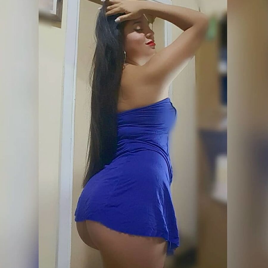 On Instagram- debii.ferreyra
