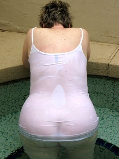 Some wet T shirt fun in Arizona