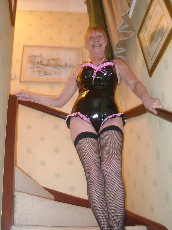 uk mature mix