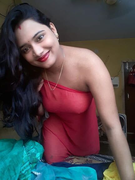 Beautiful Indian Desi Bhabhi